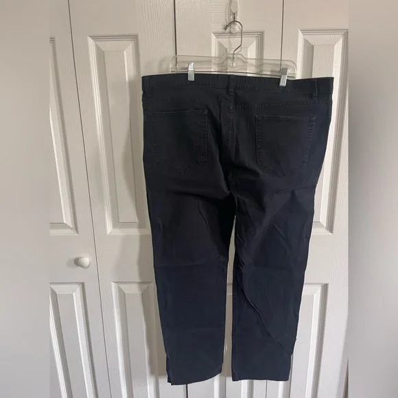 Amazon Basics Khakis Black Waist 42 - Picture 2 of 3